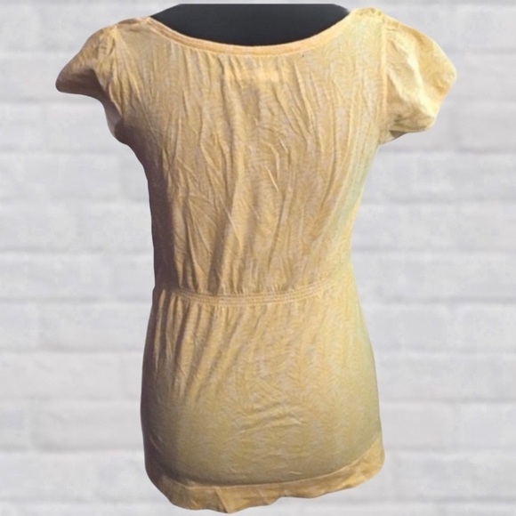 American Eagle Outfitters Small Yellow Fitting Lose Top - Picture 4 of 5